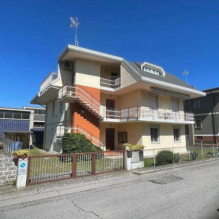 Appartamento Villa Asio ลินญาโน ซับเบียโดโร ภายนอก รูปภาพ